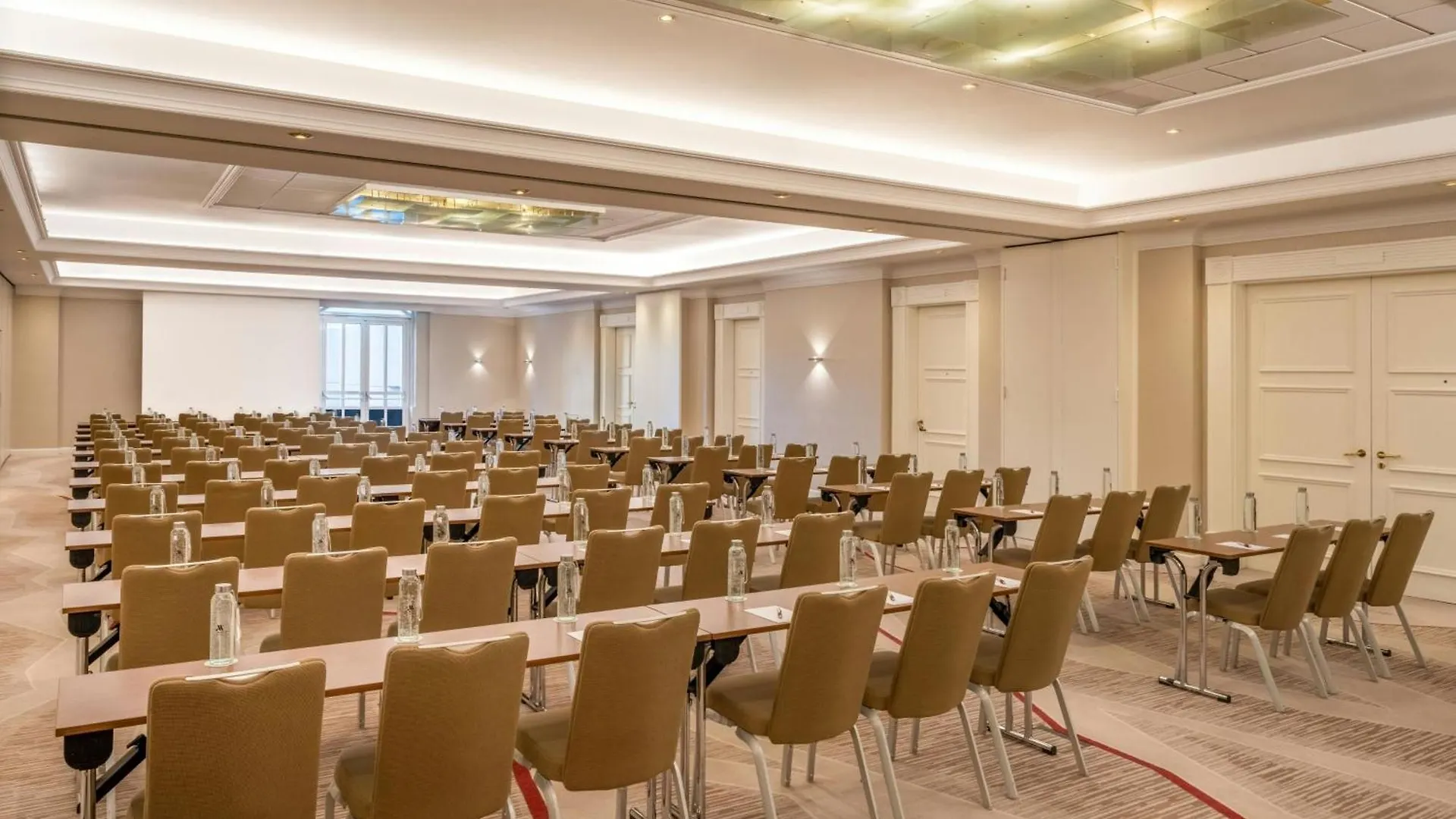 Munich Marriott Hotel 4*,